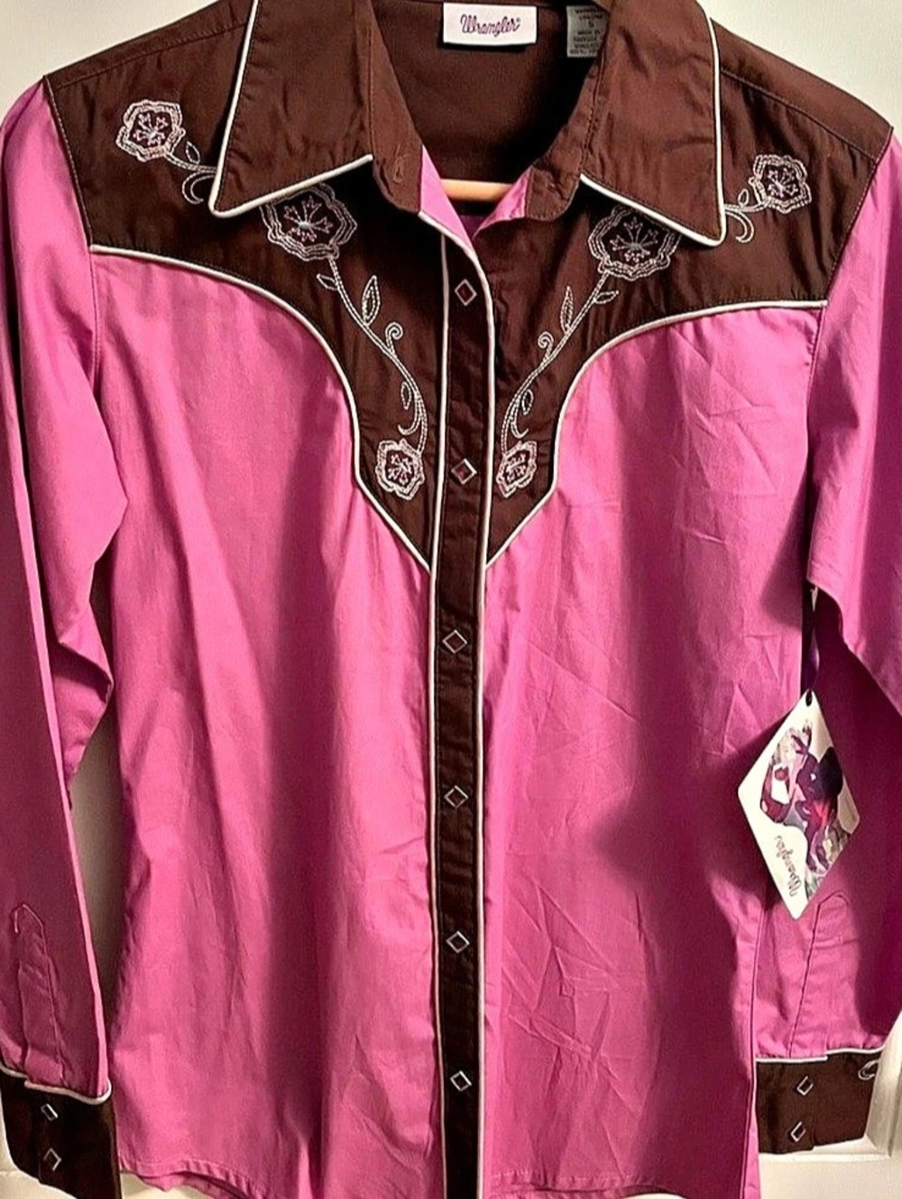 Wrangler Western Embroidered Shirt in Pink & Brown NWT